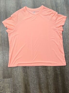 Plus size Light Coral Short-Sleeve Active Tee - Women Avia